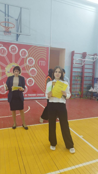 Наградили победителей школьного тура !.